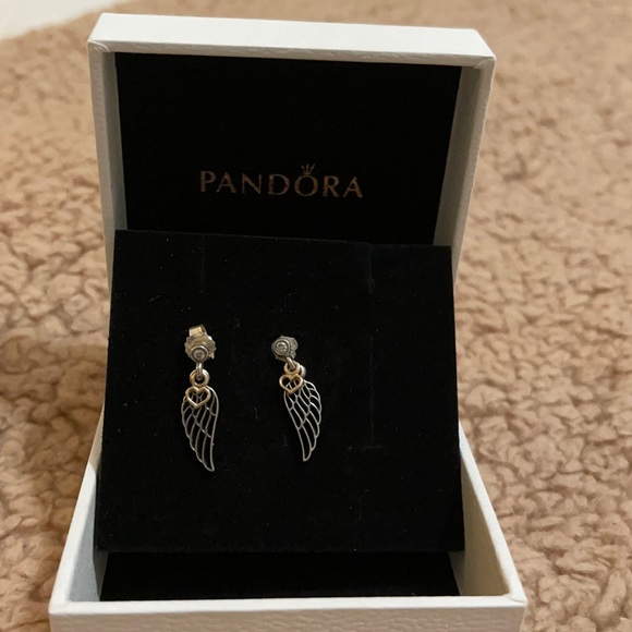 pandora wings earrings